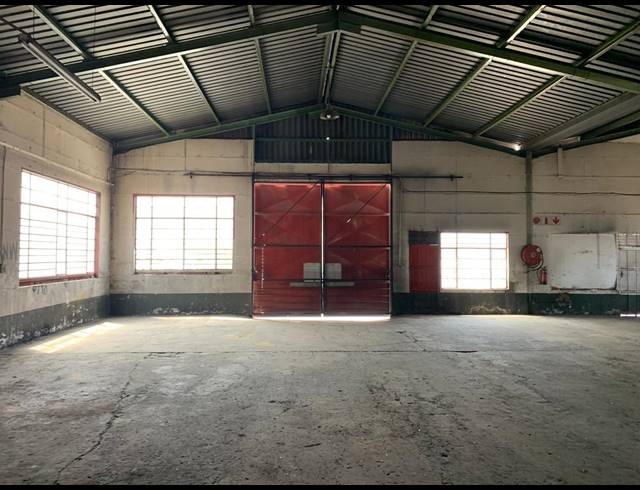 840M² WAREHOUSE TO LET IN ANDERBOLT